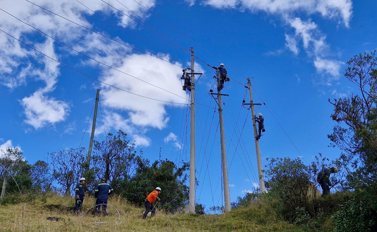 Trabajos ejecutados en el sector de la vía a Chiriboga, sur de Quito.