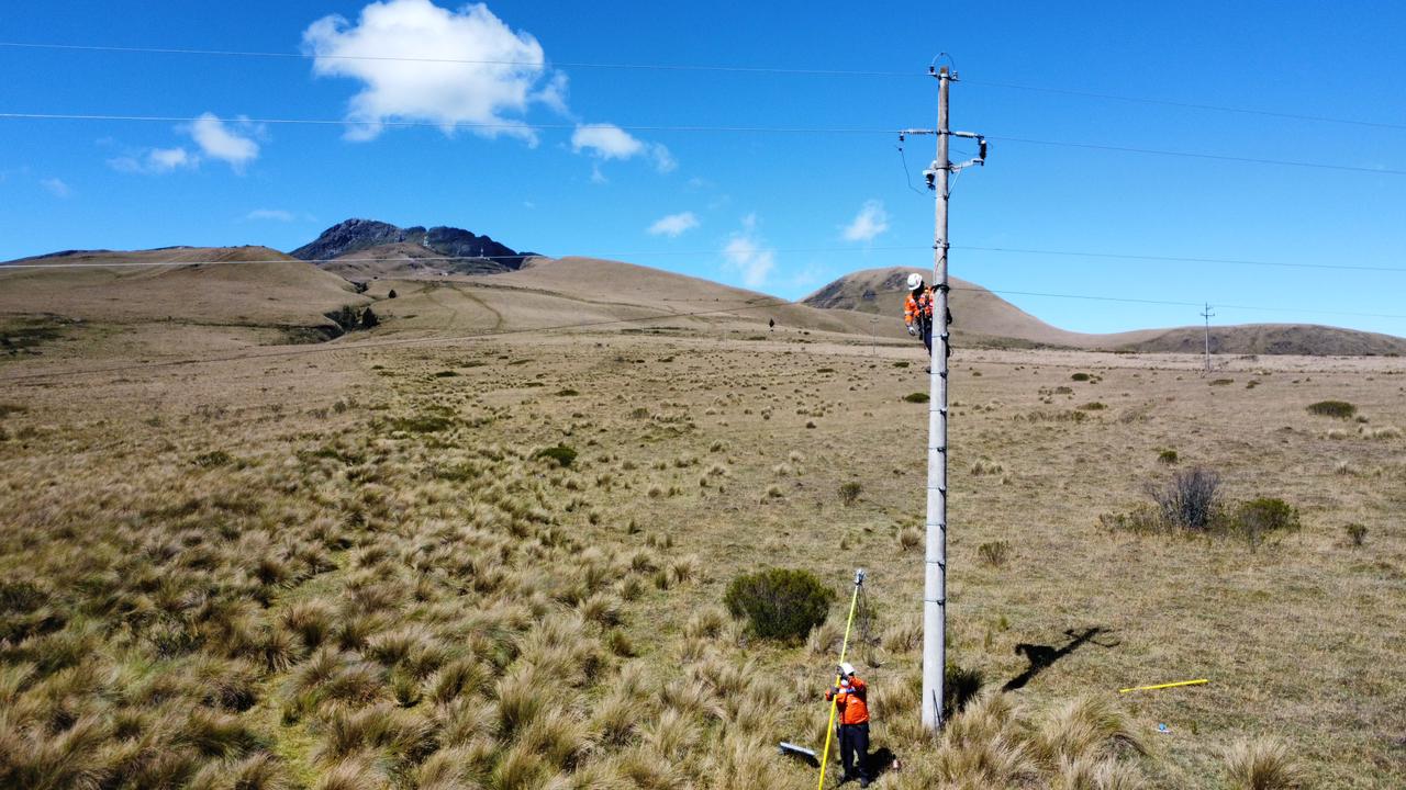 Los trabajos en El Atacazo son dispersos, por la extensión de la zona.