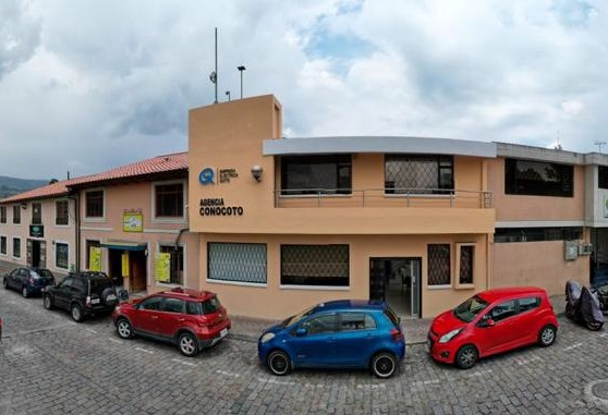 La moderna agencia Conocoto está ubicada en el Parque Central.